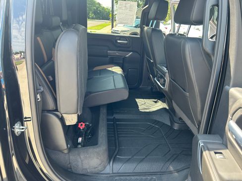 Used 2021 Chevrolet Silverado 2500 LTZ w/ Carhartt Edition AWD/4WD image 39