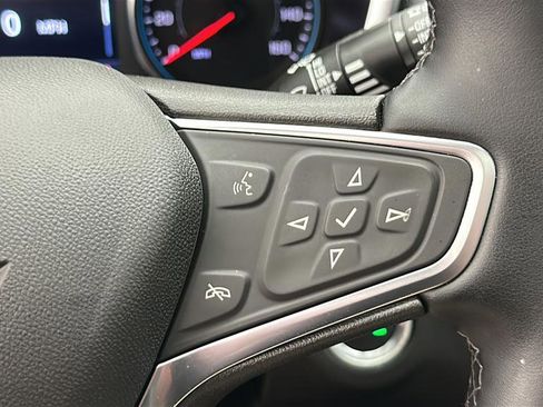 Used 2024 Chevrolet Equinox Premier AWD/4WD image 21