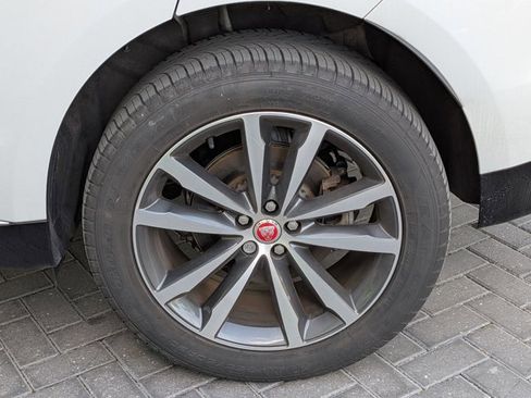 Used 2023 Jaguar F-PACE S image 21