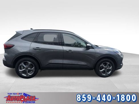 Used 2025 Ford Escape ST-Line AWD/4WD image 9