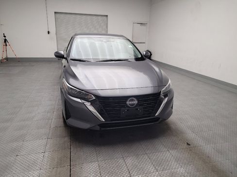 Used 2025 Nissan Sentra SV FWD image 14
