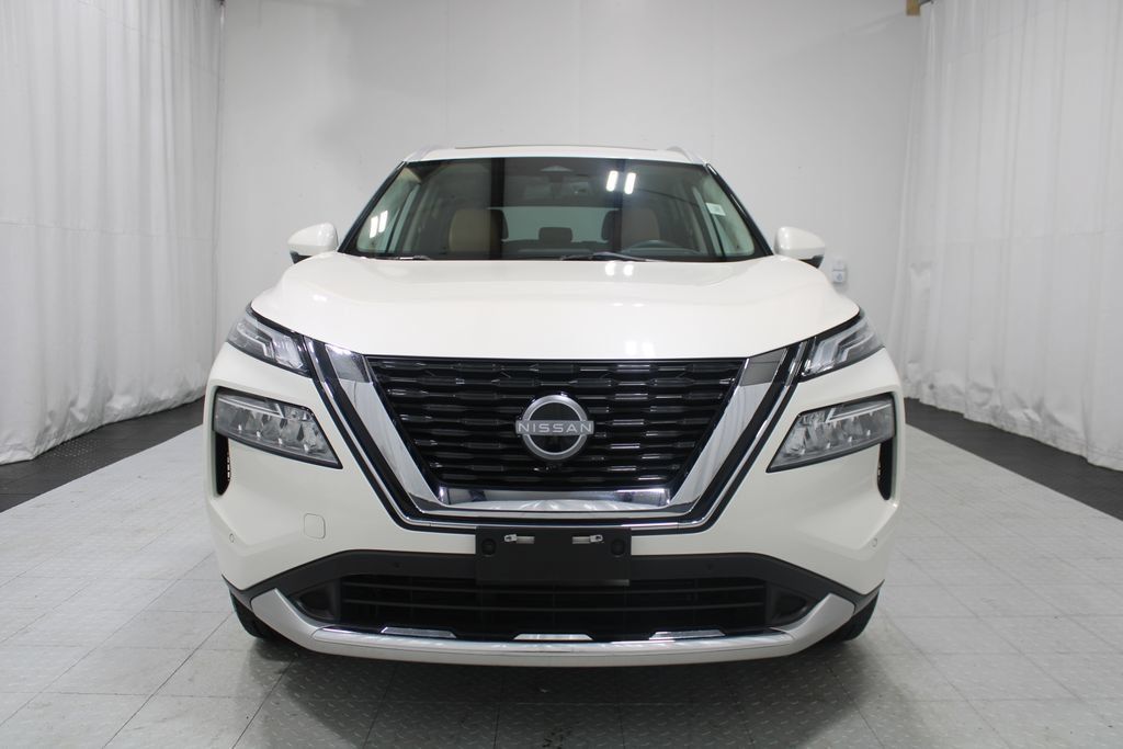 Used 2023 Nissan Rogue Platinum w/ Platinum Premium Package AWD/4WD image 2