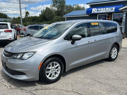 Used 2017 Chrysler Pacifica Touring