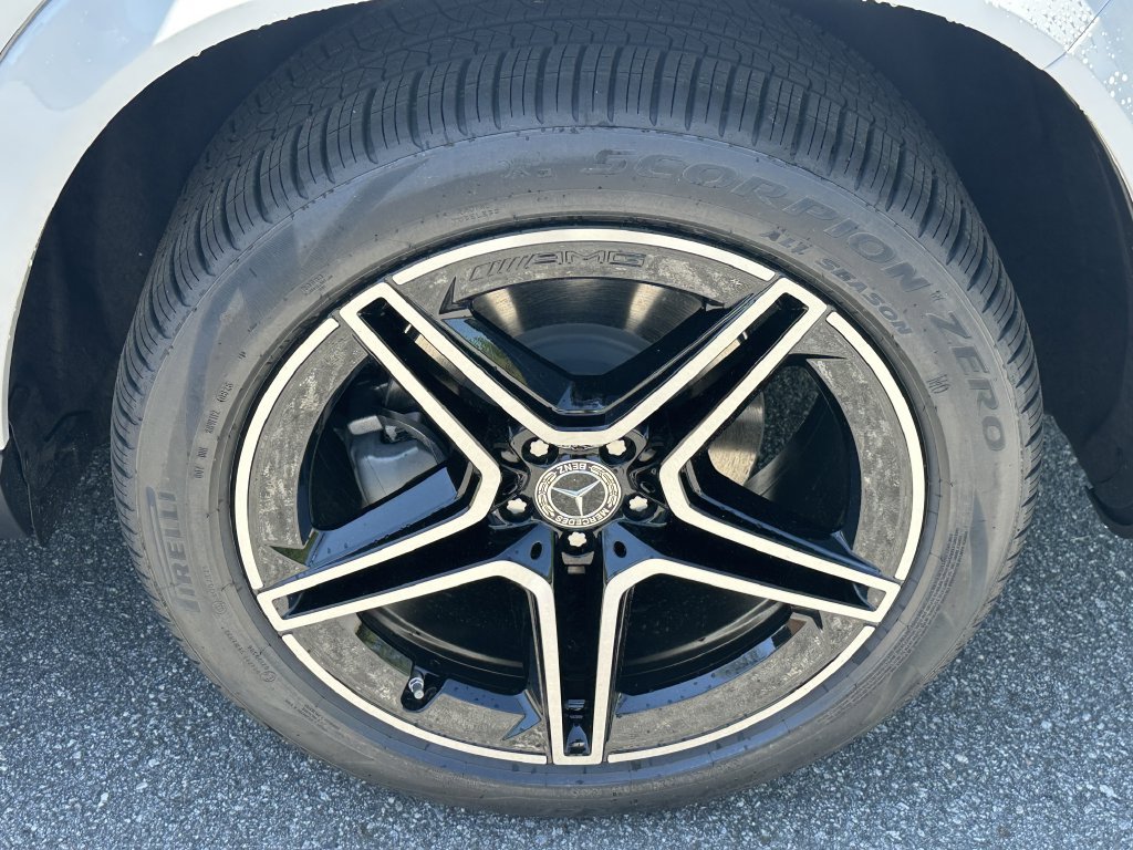 New 2026 Mercedes-Benz GLS 450 4MATIC image 24