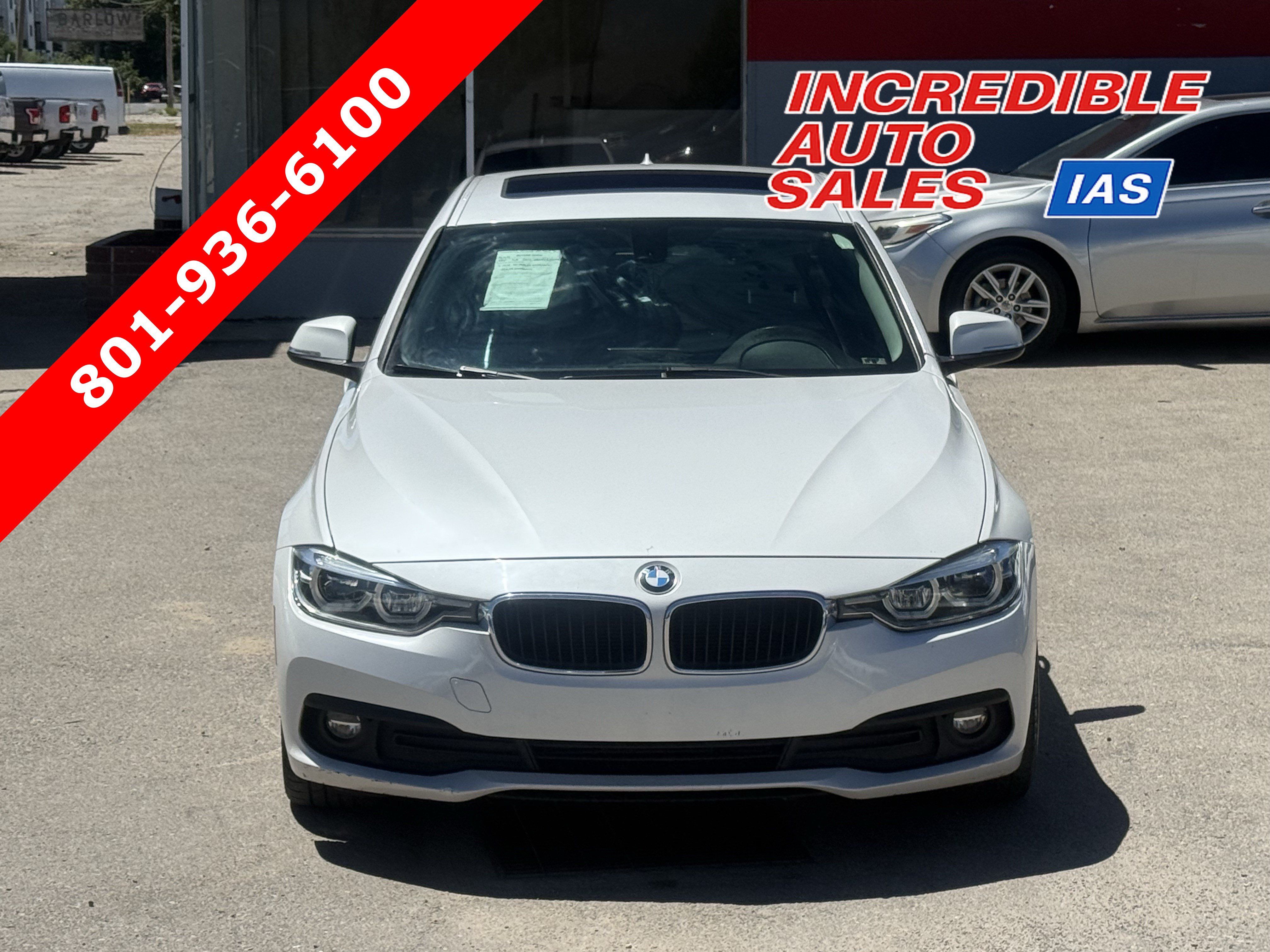 Used 2018 BMW 320i Sedan RWD image 1