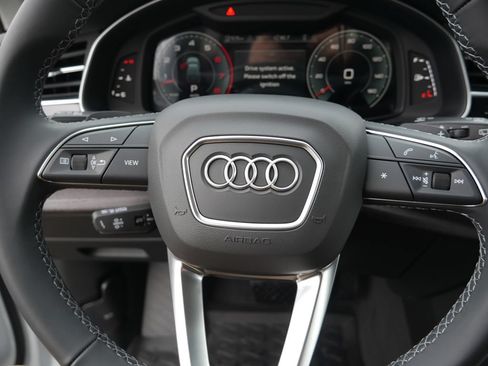 Used 2025 Audi Q7 3.0T Premium Plus w/ Premium Plus Package AWD/4WD image 45