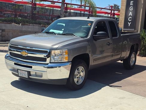 Used 2012 Chevrolet Silverado 1500 LT w/ All-Star Edition RWD image 6