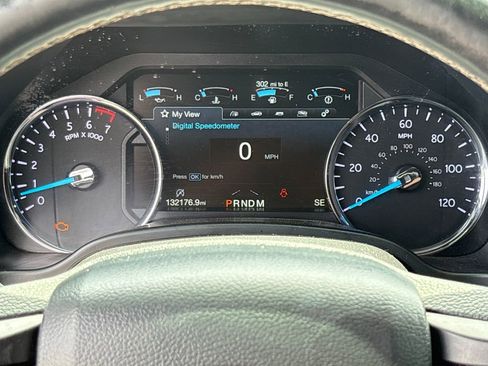 Used 2018 Ford Expedition Limited w/ Equipment Group 302A RWD image 22