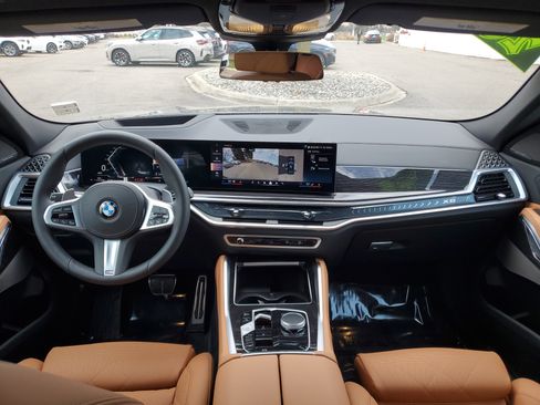 Certified 2026 BMW X6 xDrive40i w/ Climate Comfort Package image 21