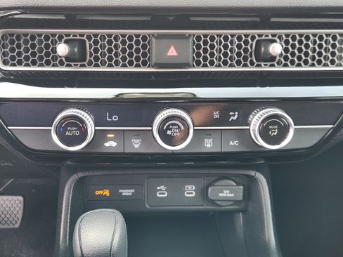 Certified 2026 Honda Civic LX image 20