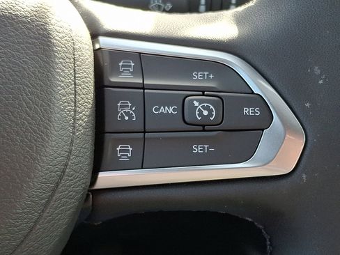 New 2026 Jeep Compass Limited image 11