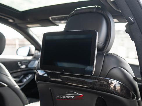 Used 2019 Mercedes-Benz S 560 4MATIC Sedan w/ Premium Package image 20