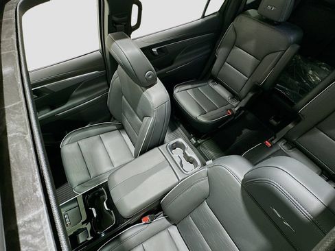 New 2026 Buick Enclave Sport Touring w/ Power Package FWD image 23