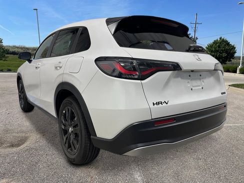 New 2026 Honda HR-V Sport image 3