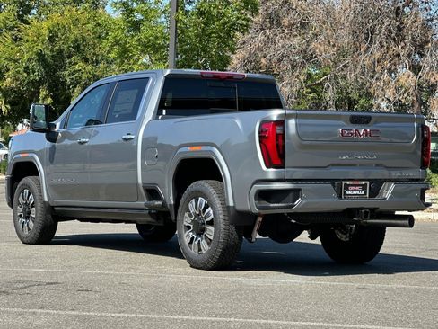 New 2025 GMC Sierra 2500 Denali w/ Denali Reserve Package image 7