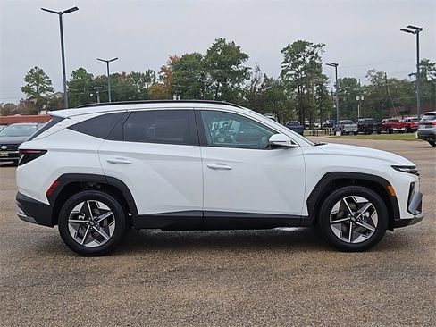 Used 2025 Hyundai Tucson SEL image 4