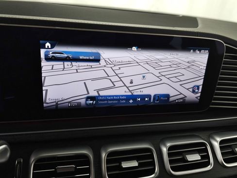 Used 2024 Mercedes-Benz GLS 450 4MATIC image 23