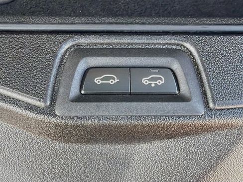 Used 2023 BMW X7 xDrive40i AWD/4WD image 11