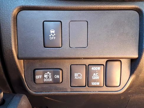 Certified 2023 Toyota Tacoma TRD Off-Road image 23