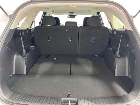 New 2026 Kia Sorento LX FWD image 9