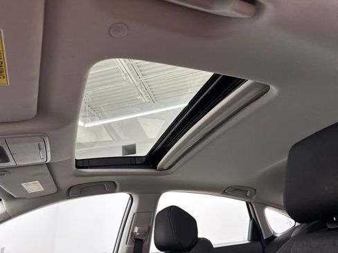 Certified 2023 Honda Accord EX image 34