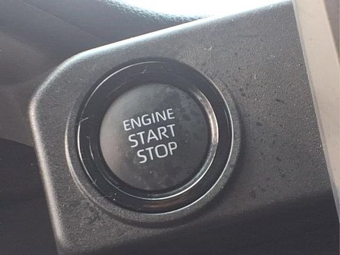 Used 2026 Toyota Tacoma SR5 AWD/4WD image 22