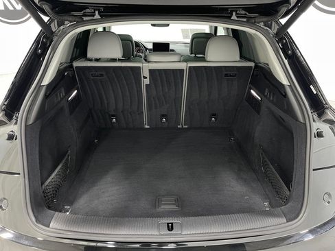 Used 2020 Audi Q5 2.0T Premium Plus w/ Premium Plus Package image 29