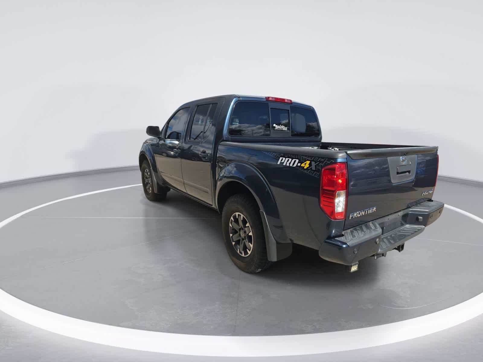 Used 2014 Nissan Frontier PRO-4X AWD/4WD image 6