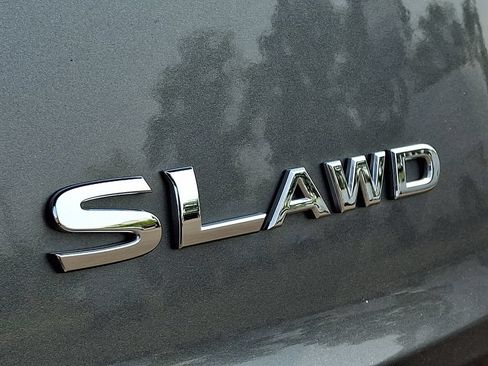 Certified 2023 Nissan Rogue SL AWD/4WD image 35