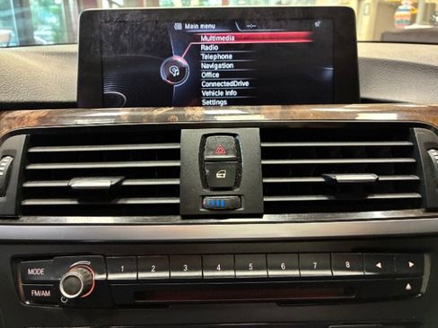 Used 2015 BMW 335i xDrive Sedan AWD/4WD image 22