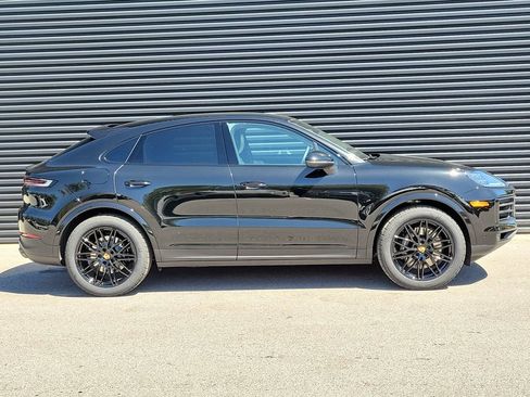 New 2026 Porsche Cayenne Coupe image 8