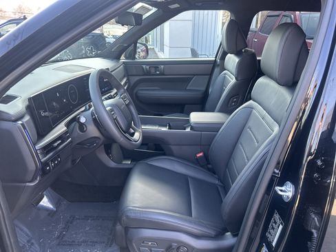 New 2025 Hyundai Santa Fe Calligraphy image 4