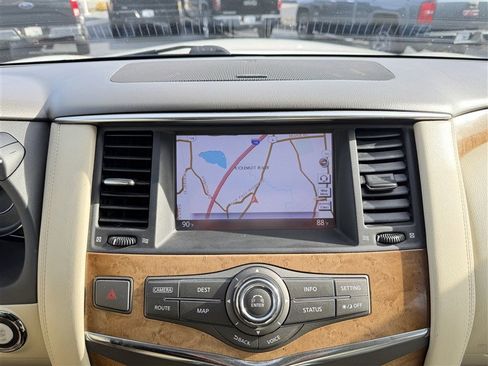 Used 2014 INFINITI QX80 4WD image 24