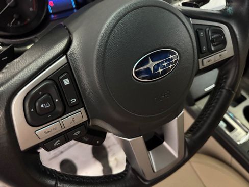 Used 2016 Subaru Outback 2.5i Limited AWD/4WD image 18