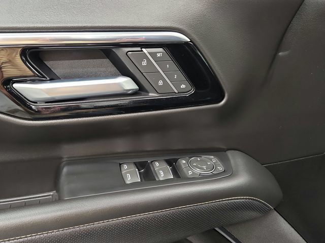 Used 2025 Chevrolet Tahoe Premier RWD image 20