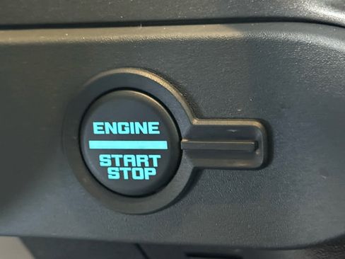 New 2025 Ford Bronco Big Bend w/ Black Diamond Package image 15