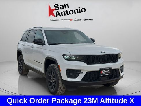 New 2025 Jeep Grand Cherokee Altitude RWD image 2