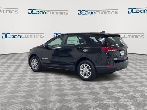 Used 2024 Chevrolet Equinox LS FWD image 6