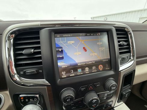 Used 2017 RAM 1500 Laramie w/ Convenience Group image 14