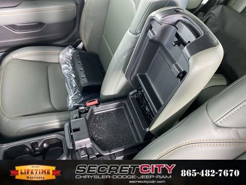 New 2026 Jeep Gladiator Mojave image 26