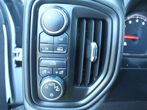 Used 2021 Chevrolet Silverado 1500 W/T w/ WT Value Package AWD/4WD image 23