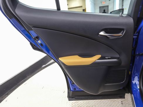 Used 2025 Lexus UX 300h AWD w/ Accessory Package (Z1) image 18