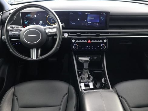 Certified 2025 Hyundai Santa Cruz XRT AWD/4WD image 2