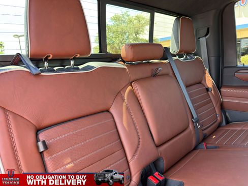 Used 2024 GMC Sierra 3500 Denali Ultimate AWD/4WD image 30