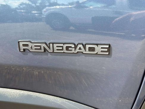 Used 2022 Jeep Renegade Altitude w/ Sun/Sound Group AWD/4WD image 21