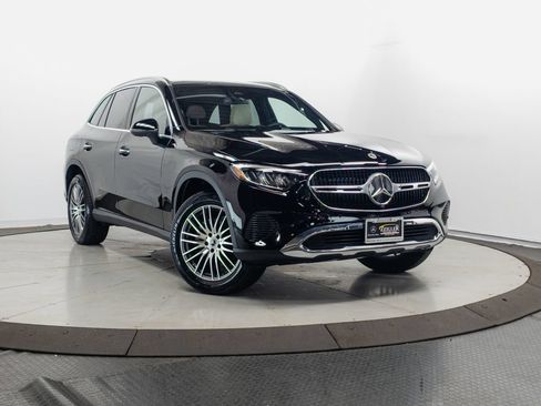 Certified 2026 Mercedes-Benz GLC 300 4MATIC image 1