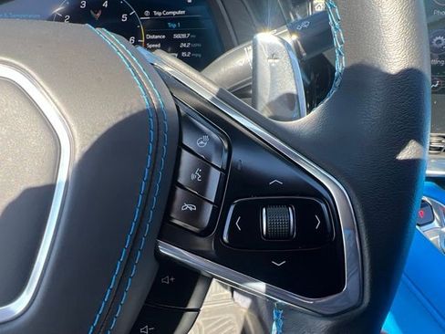 Used 2023 Chevrolet Corvette Stingray Premium Conv w/ Z51 Performance Package RWD image 15