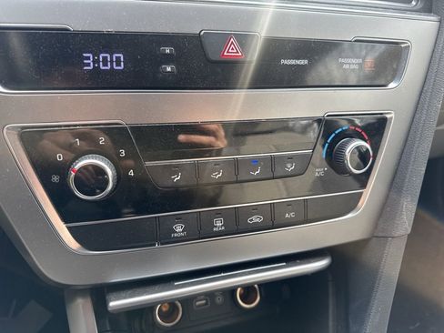 Used 2016 Hyundai Sonata SE image 5