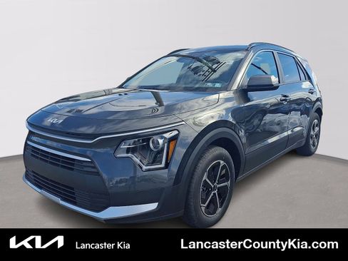 New 2026 Kia Niro LX image 1