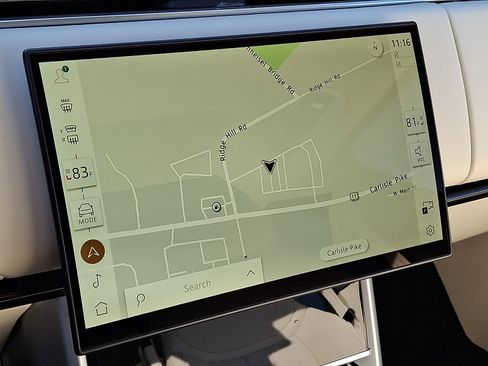 New 2026 Land Rover Range Rover SE image 16